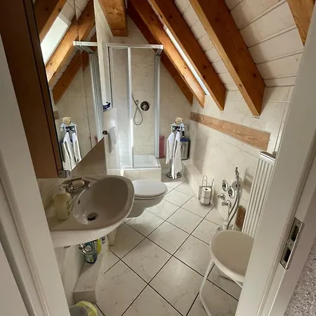 Apartment Glattbacher Hof 9 *